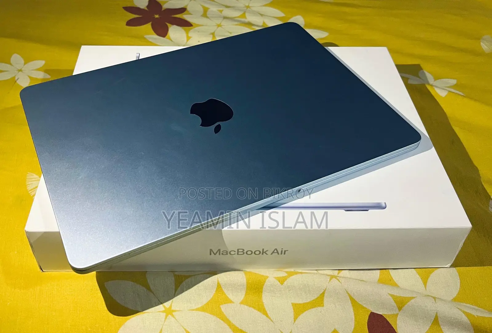 New Laptop Apple MacBook Air 2025 M4 16GB Apple M4 SSD 256GB
