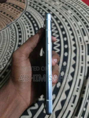 New Apple iPhone 11 128 GB Blue