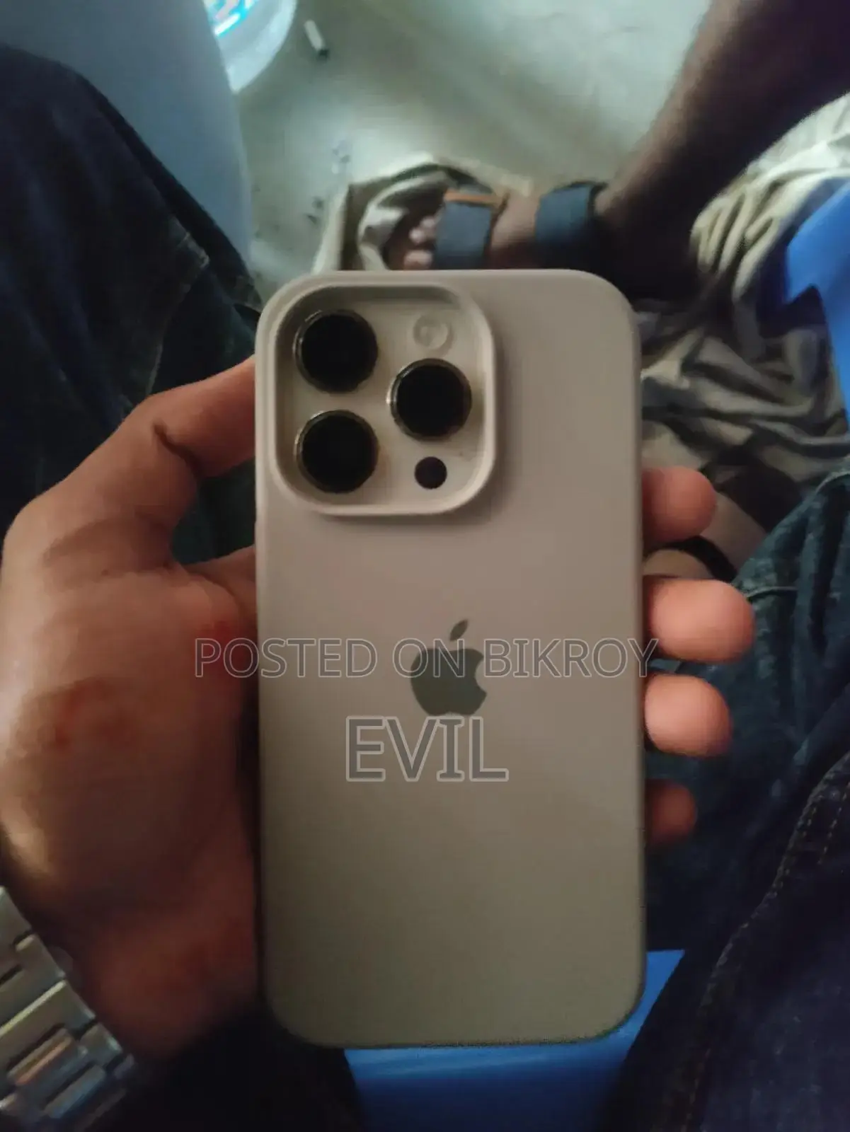 অ্যাপল আইফোন ১৪ প্রো ১২৮ জিবি গোল্ড