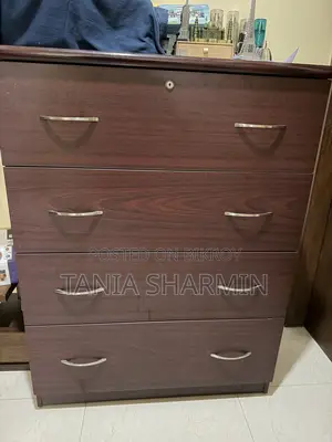 Hatil Wardrobe