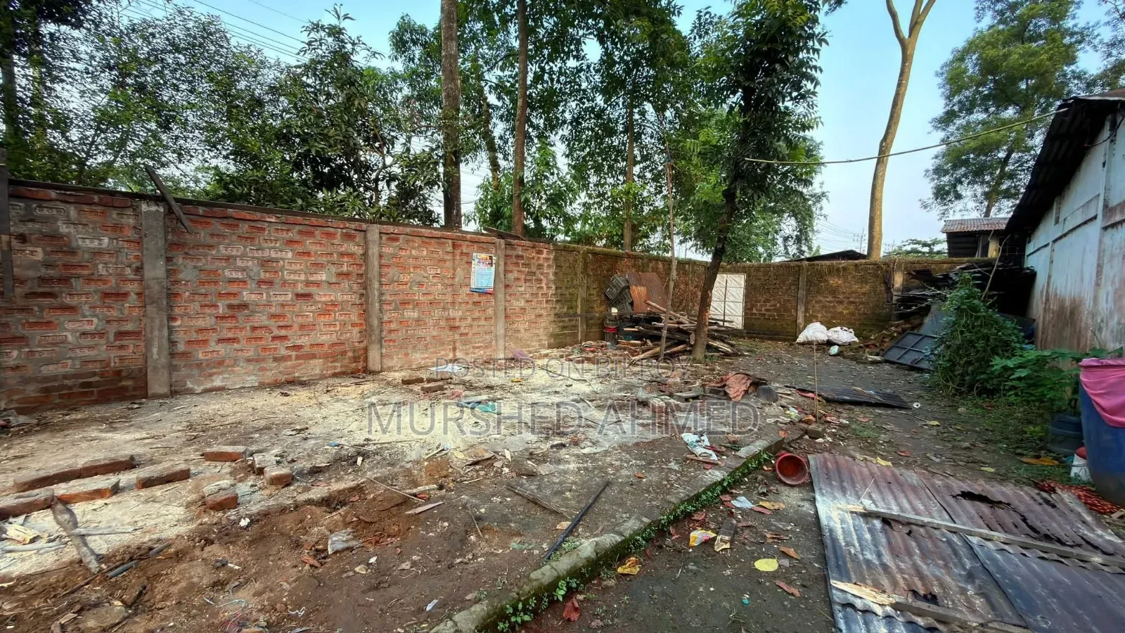 Land With 6-Room Colony for Urgent Sale