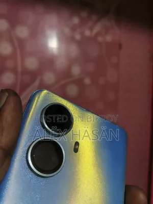 রিয়েলমি ১০ প্রো+ ১২৮ জিবি ব্লু