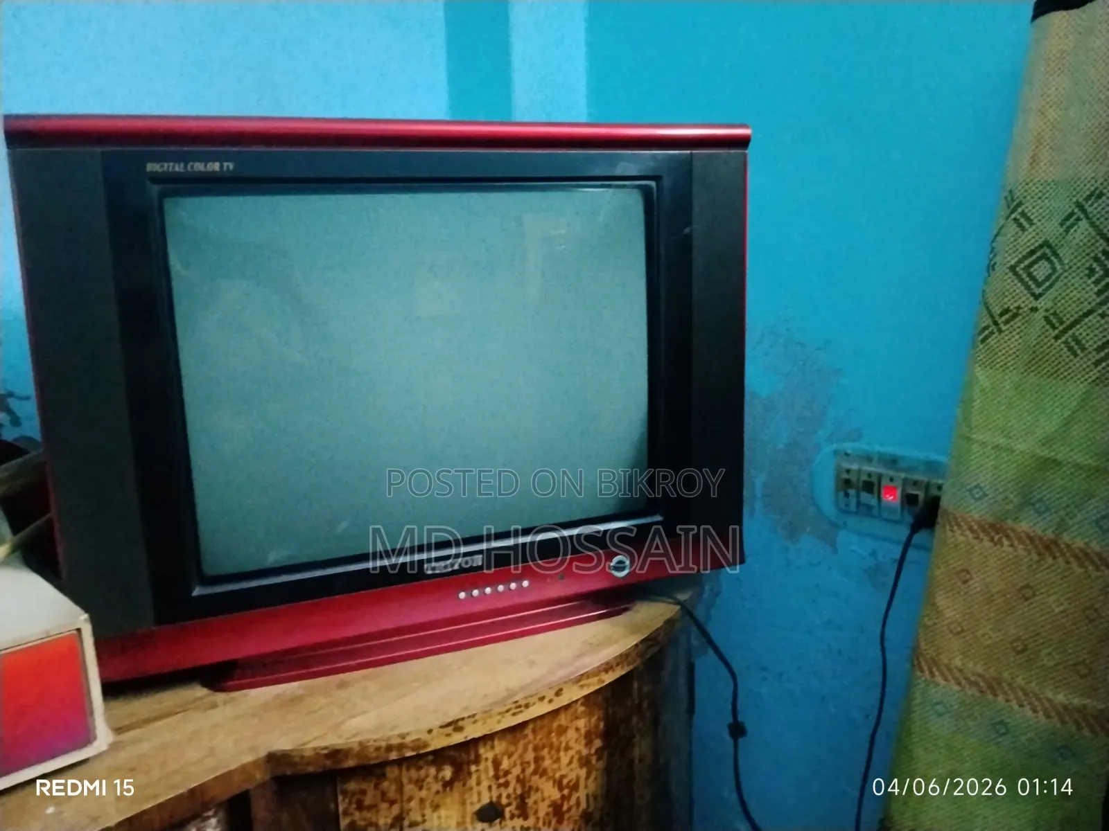 Box Colorful TV