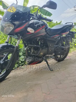 বাজাজ পালসার ১৫০ ২০২০ কালো