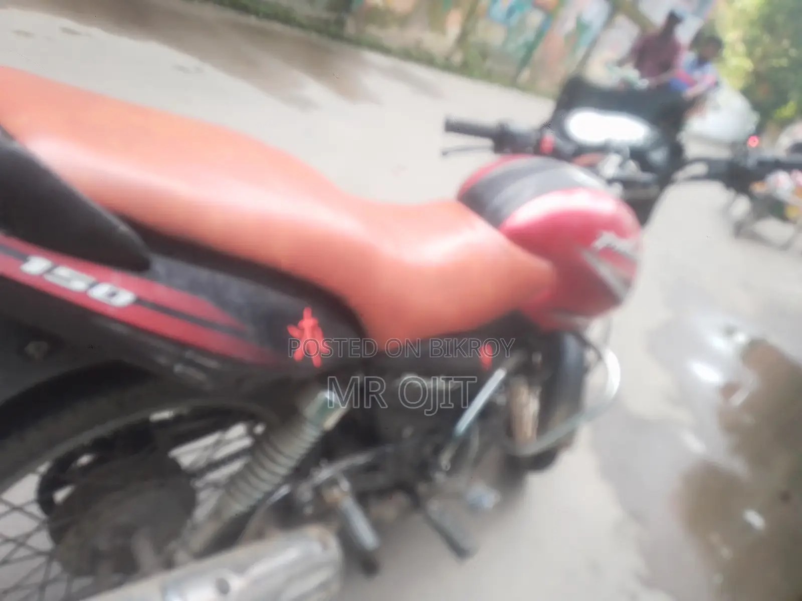 Bajaj Pulsar 150 2005 Red