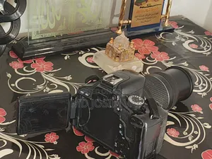 Canon Eos Dslr600d