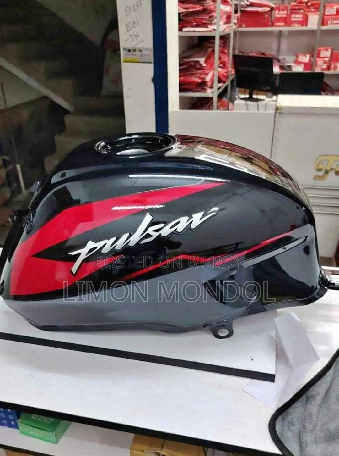 Pulsar 150 Bike Fuel Tank