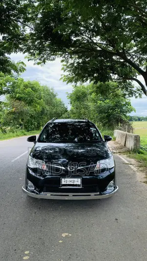 টয়োটা এক্সিও ২০১৫ কালো