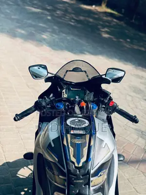 Yamaha 2024 Silver