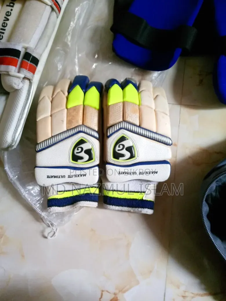 Thai Pad Helmet Gloves Sales