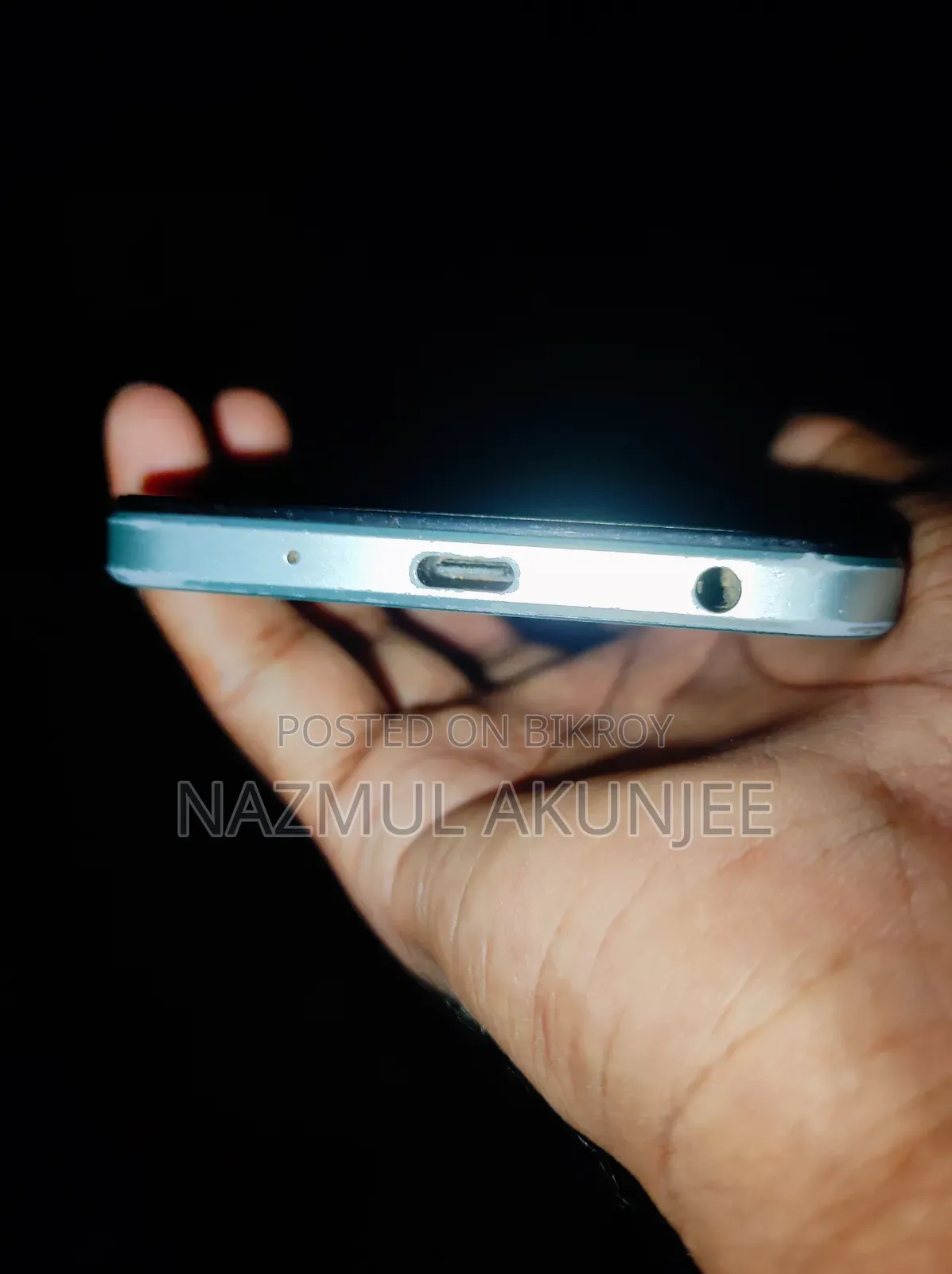 Vivo Y18 128 GB Silver