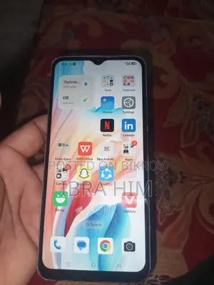 Oppo A18 128 GB Blue