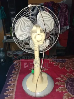 ব্যাটারি চালিত ফ্যান