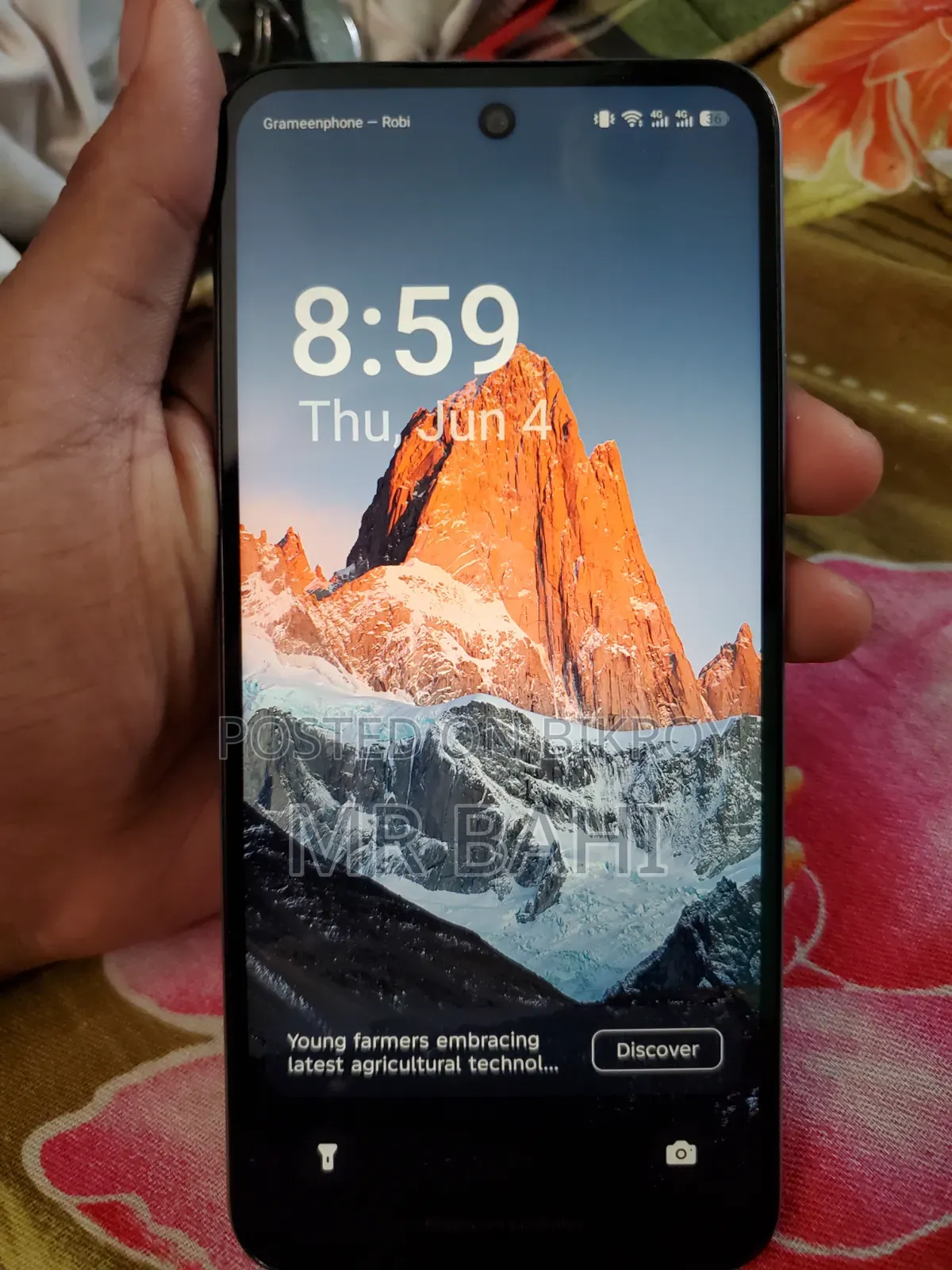 Tecno Spark 40 128 GB Silver