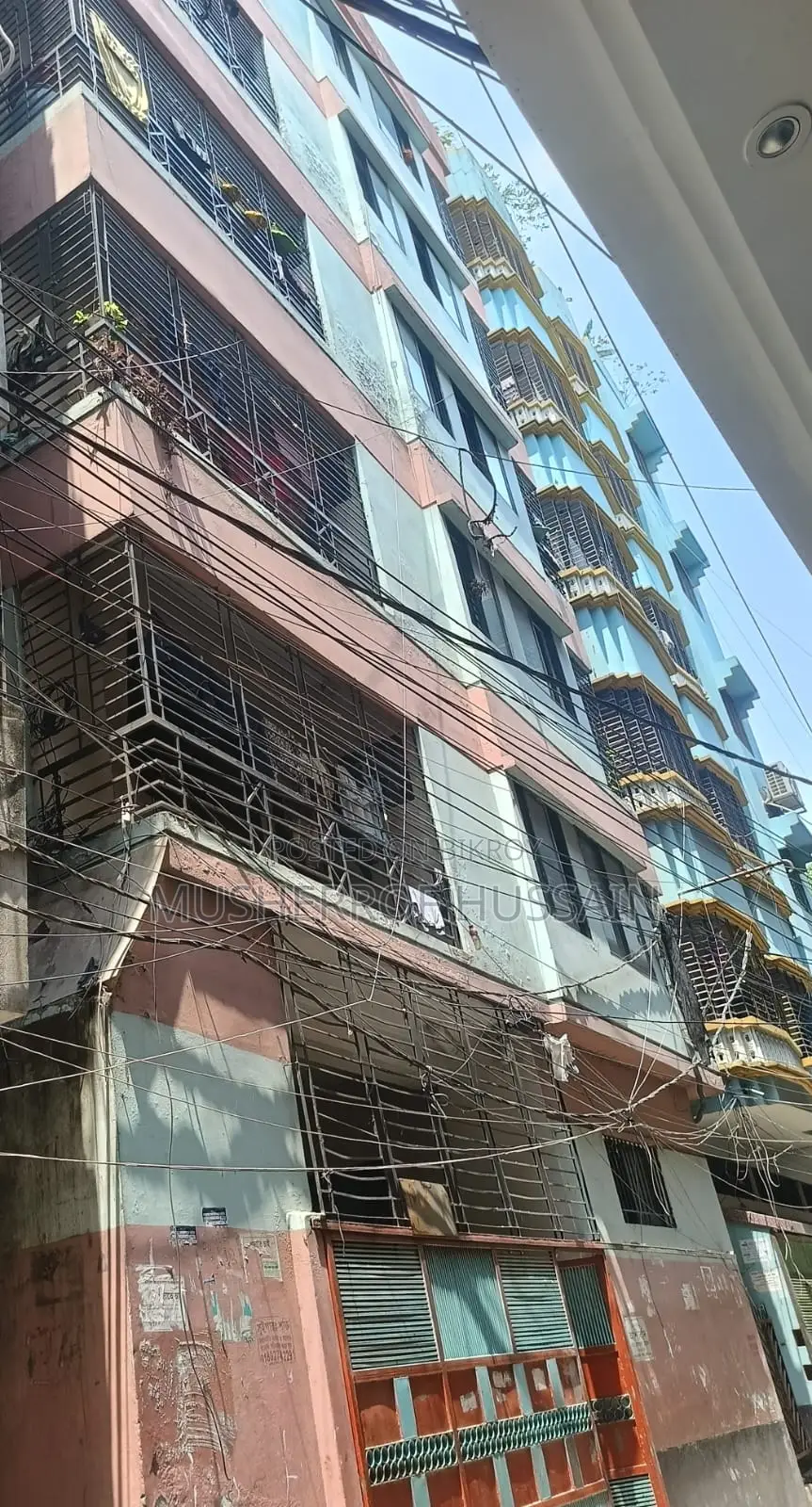 মিরপুরে ২০ বেডরুমের ফার্নিশড বাড়ি বিক্রির জন্য