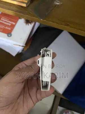 অ্যাপল ওয়্যারড ইয়ারবাডস