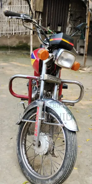 হিরো ২০০৮ রেড