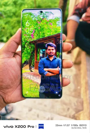 Oppo Reno9 256 GB Gold