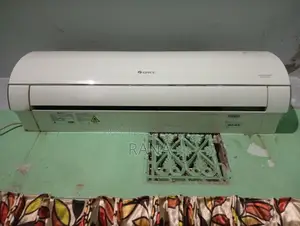 Gree Air Conditioner, Split Type(1.5 Ton Inverter)