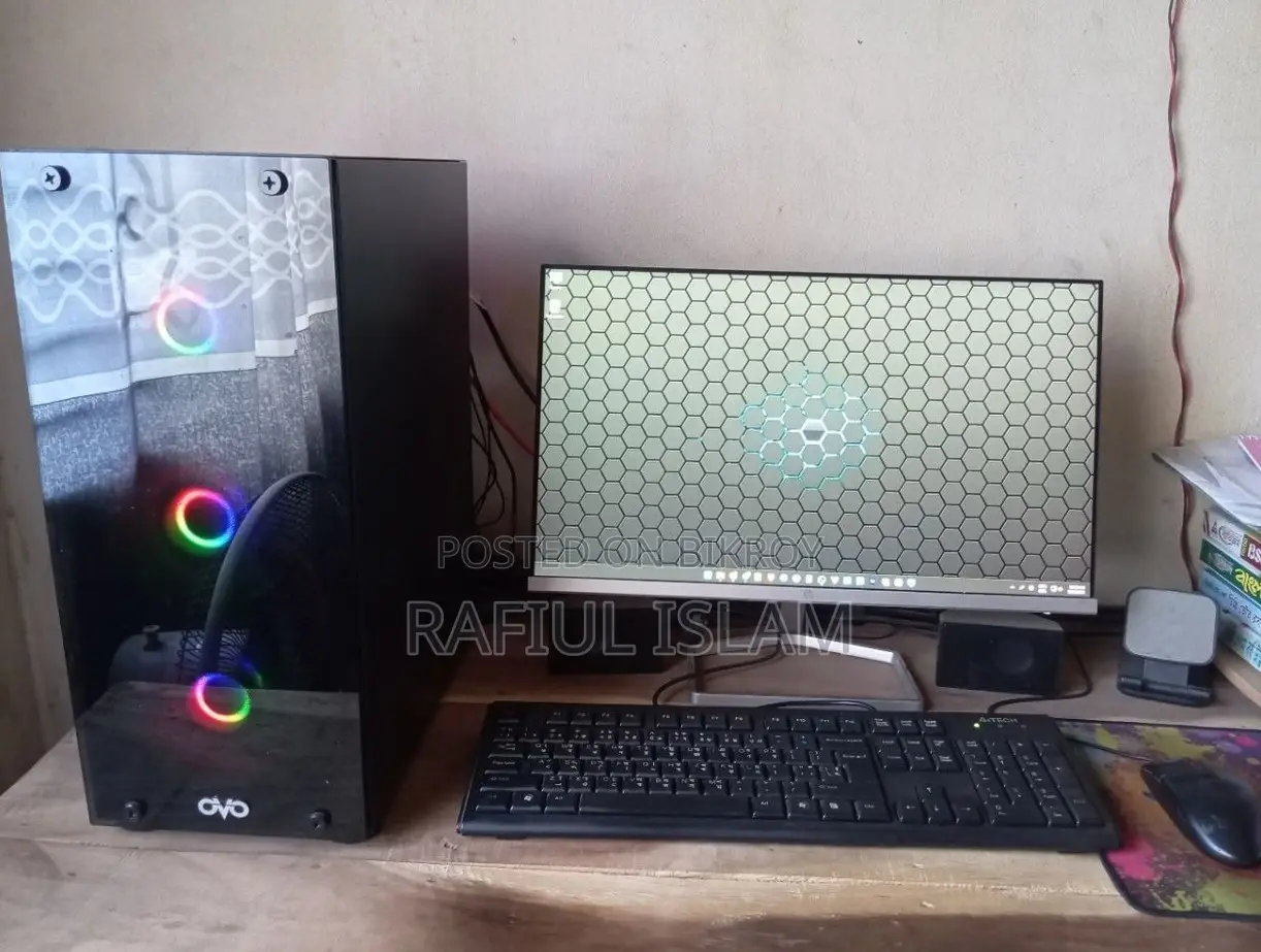 Desktop Computer 16GB AMD Ryzen 5 SSD 256GB