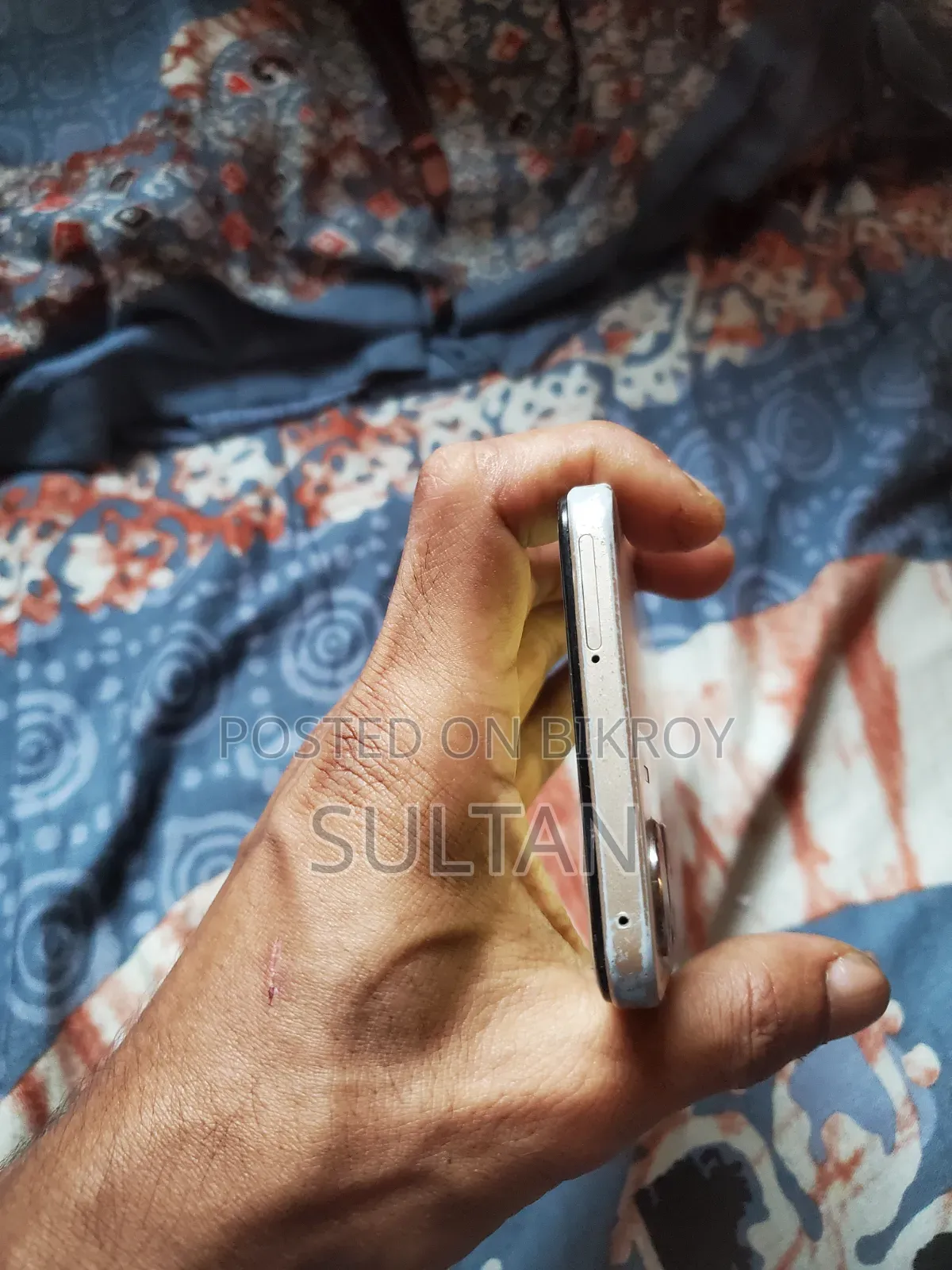 Vivo T2x (India) 128 GB Rose Gold