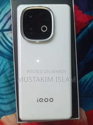 iQOO 256 GB White