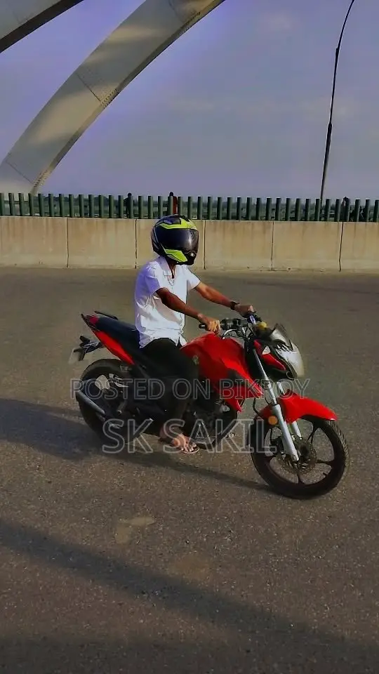 মোটরসাইকেল ২০২০ লাল