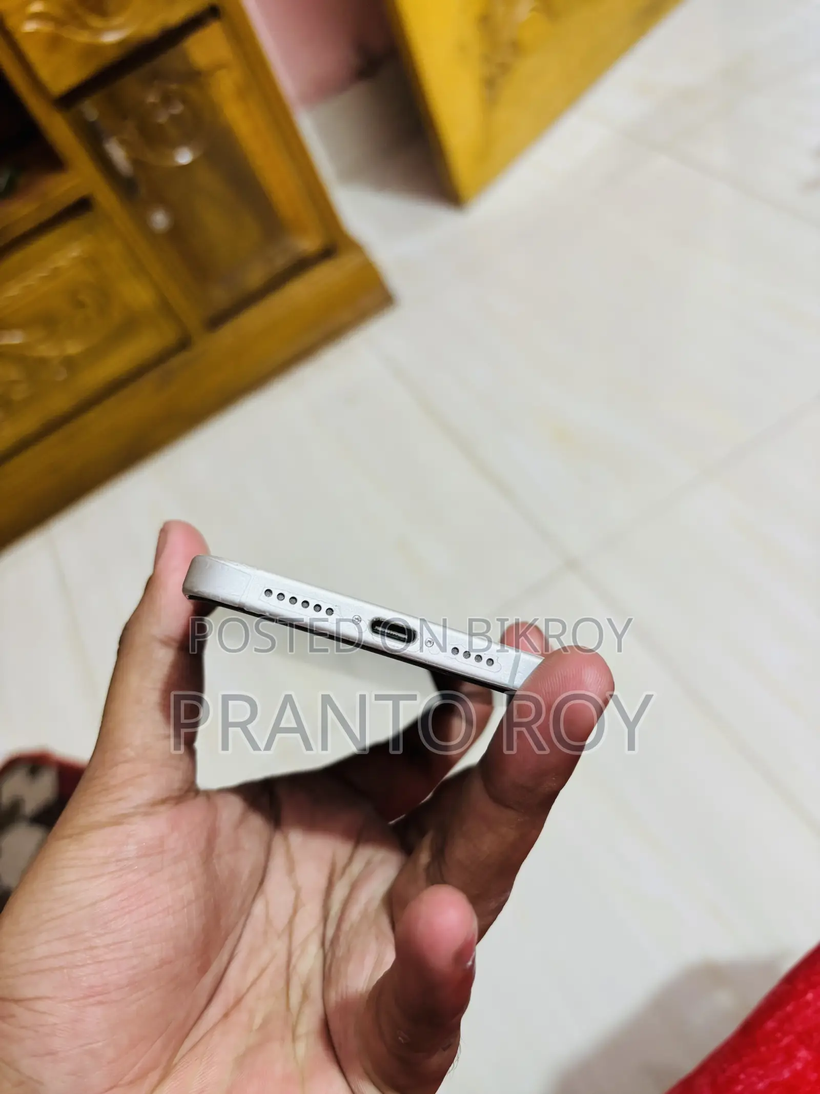 Apple iPhone 16 Plus 128 GB White
