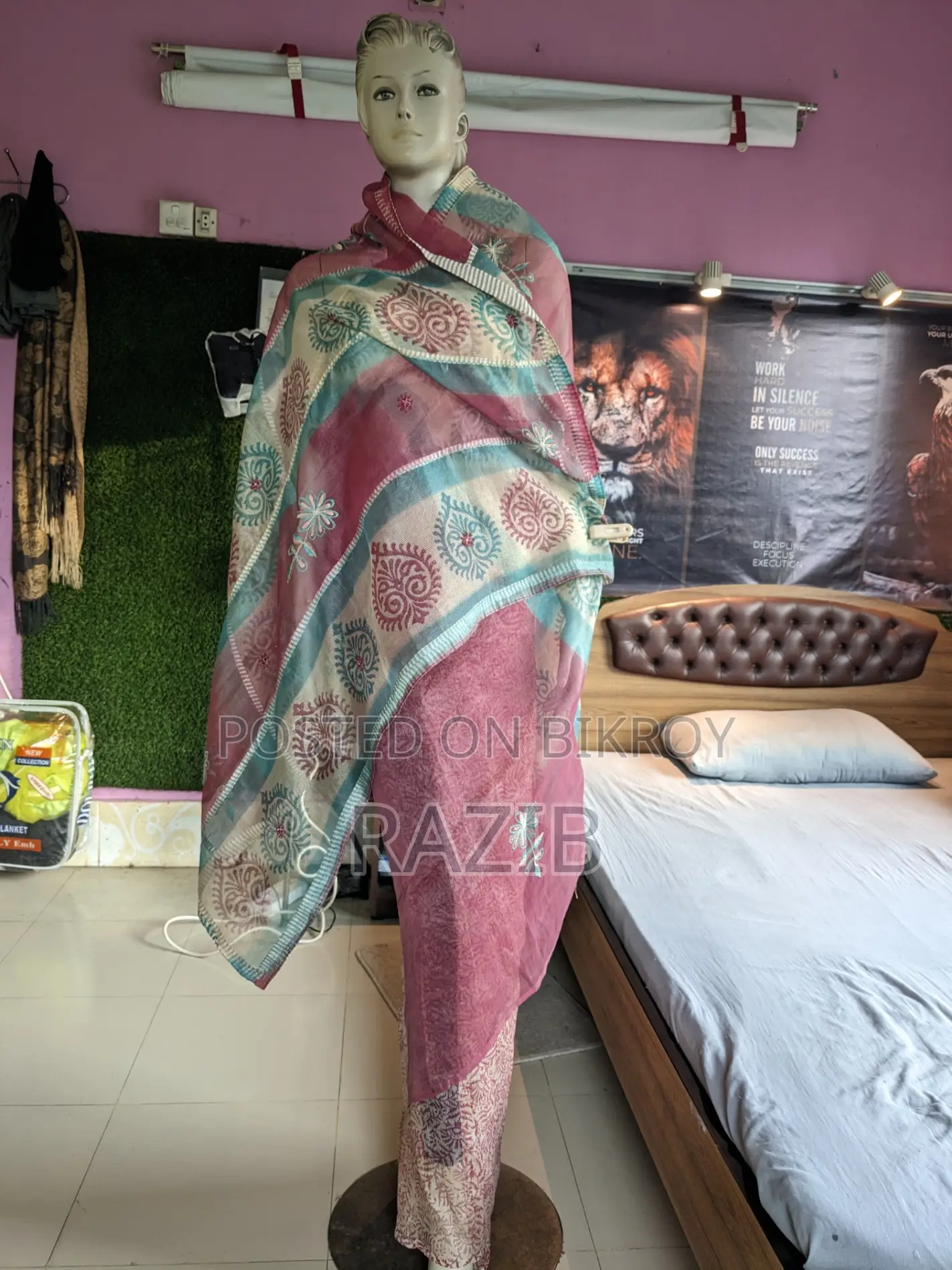 ম্যানিকুইন / মডেল ডল / ডামি