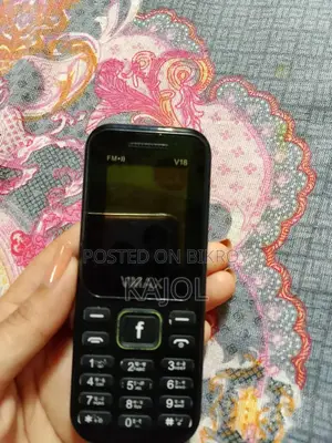EL 6C 8 GB Black