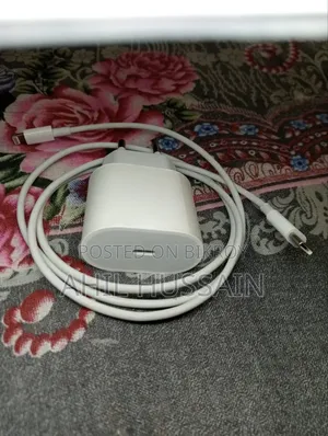 আইফোন চার্জার ১২