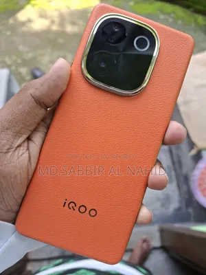iQOO 128 GB Orange