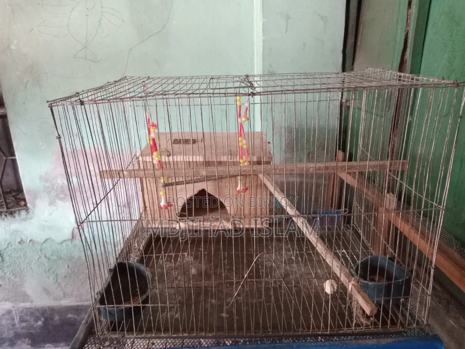 Bird cage and breeding set, one small and one large, two sets to be sold