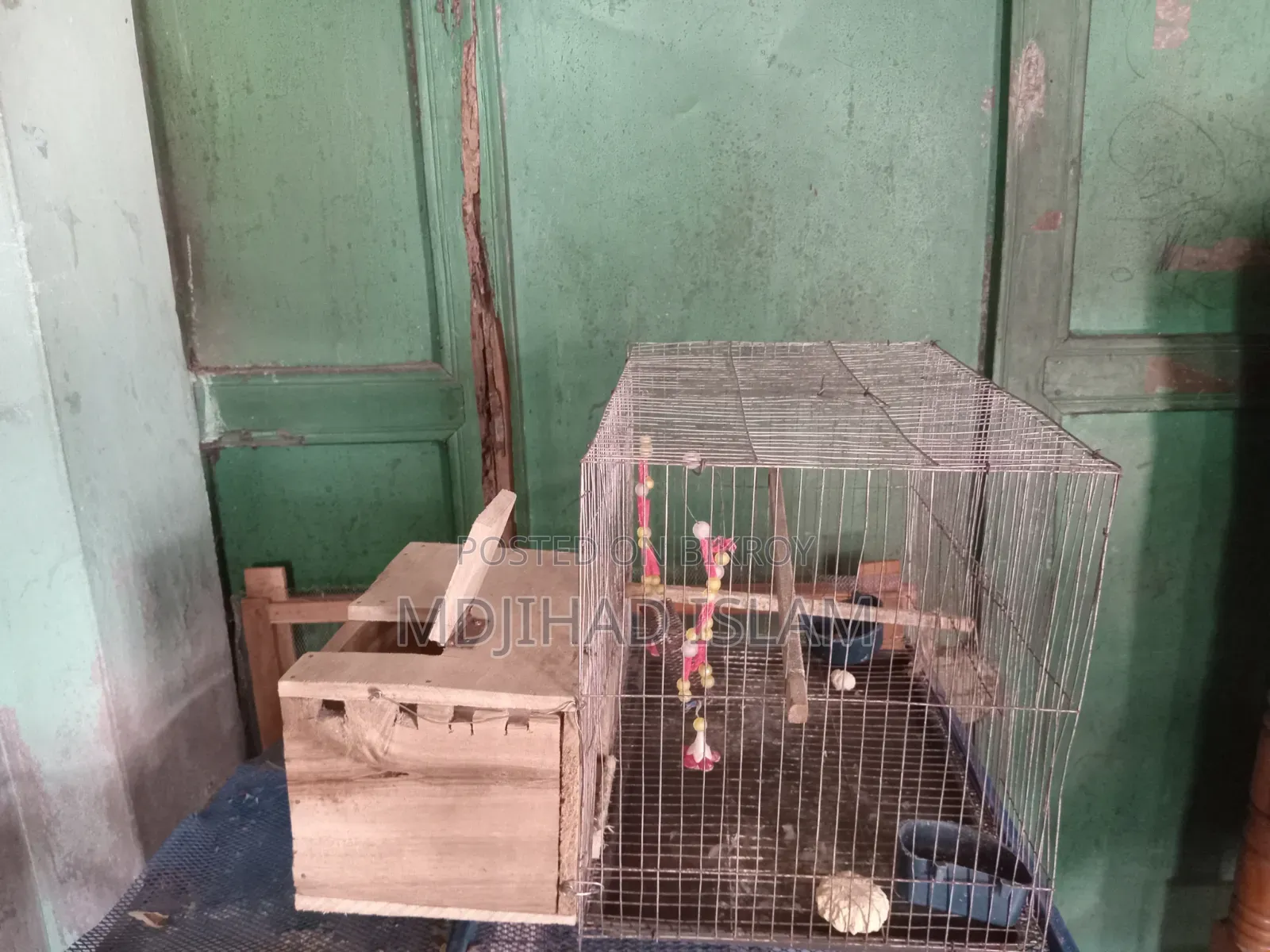 Bird cage and breeding set, one small and one large, two sets to be sold