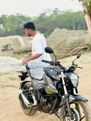 নতুন Suzuki Gixxer Fi ABS ২০২৬ কালো