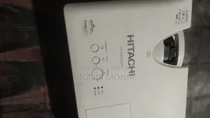 হিটাচি প্রজেক্টর বিক্রির জন্য