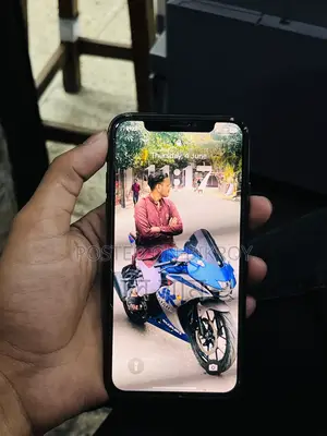Apple iPhone XS 64 GB Black