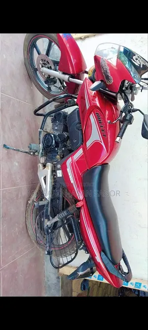 Runner Bullet 100 2022 Red