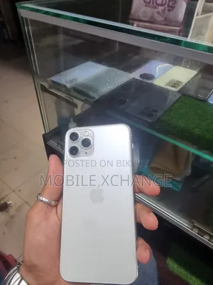 Apple iPhone 11 Pro 64 GB White