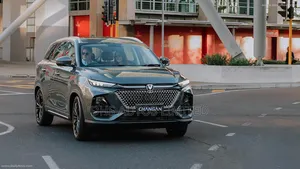 নতুন Changan CS75 2025 ধূসর