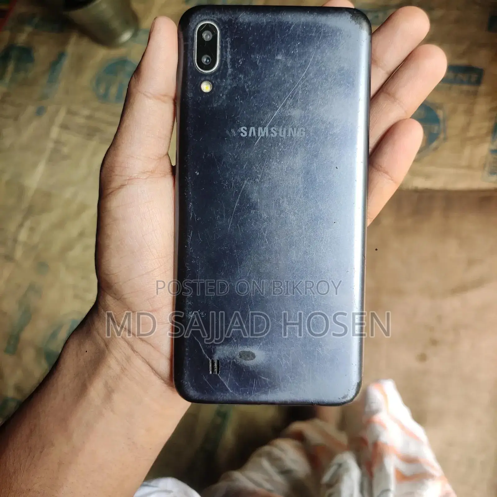 Samsung Galaxy M10 16 GB Black