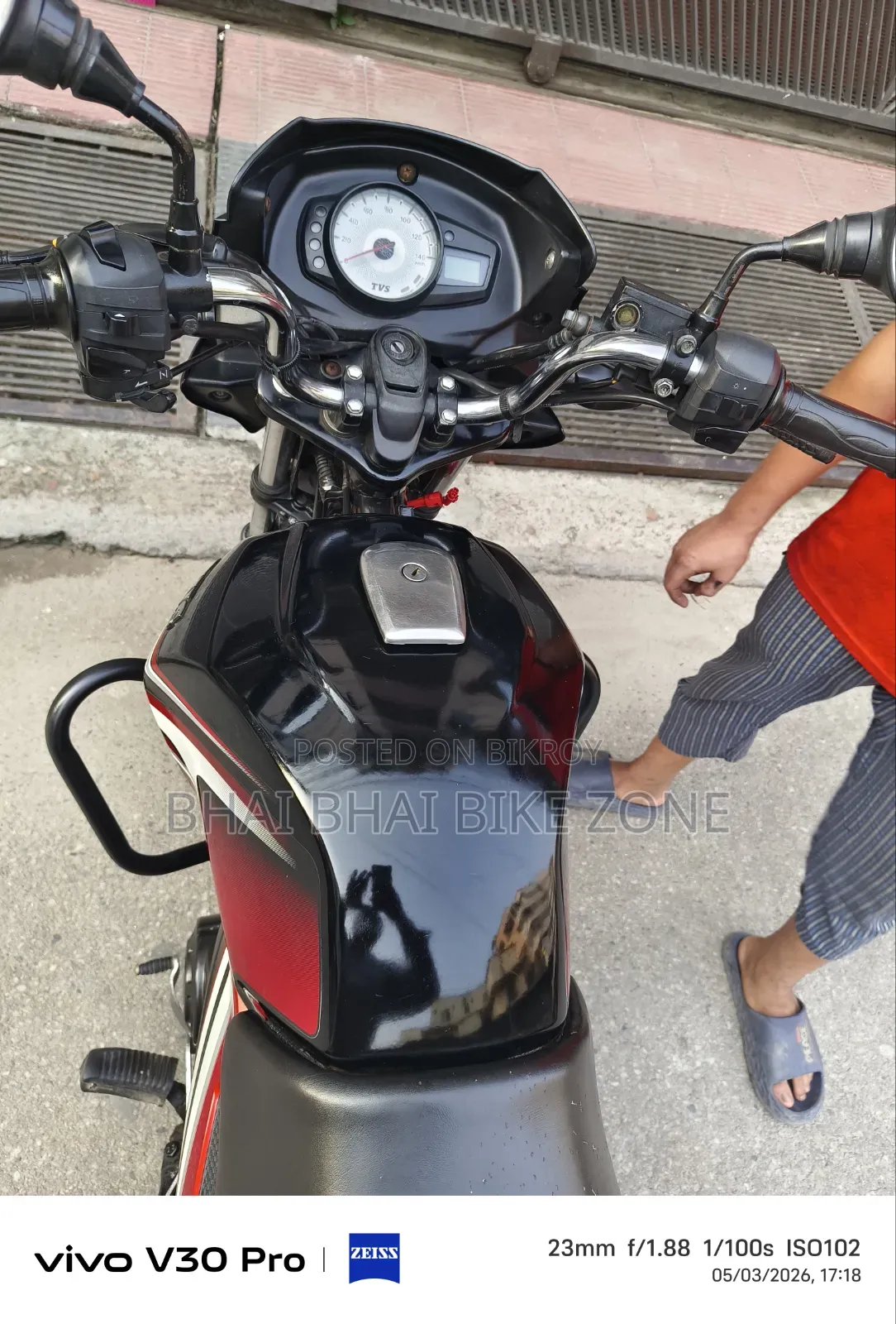 TVS Metro Plus 2020 Red