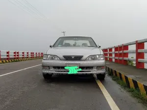 Toyota Vista 1997 Silver