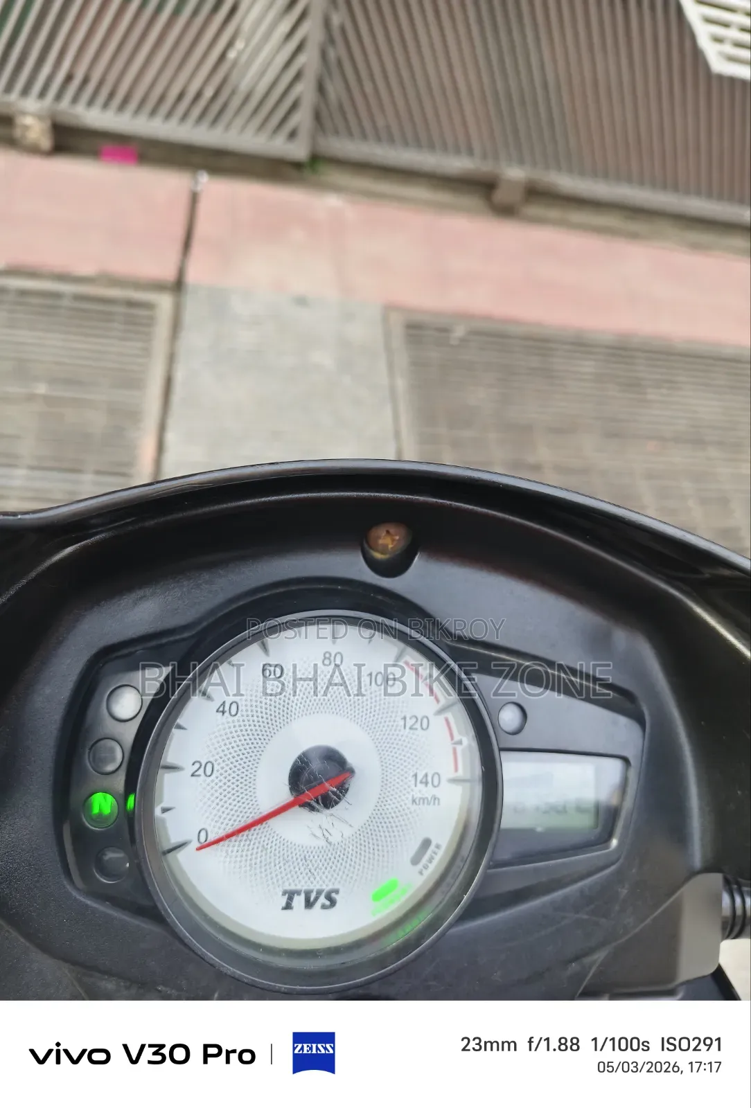 TVS Metro Plus 2020 Red