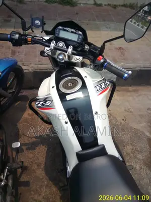 Yamaha FZ 2017 White