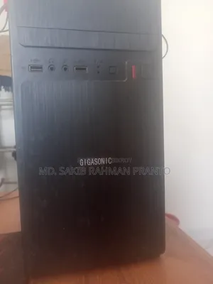 Desktop Computer Gigabyte 4GB Intel Core 7 SSD 128GB