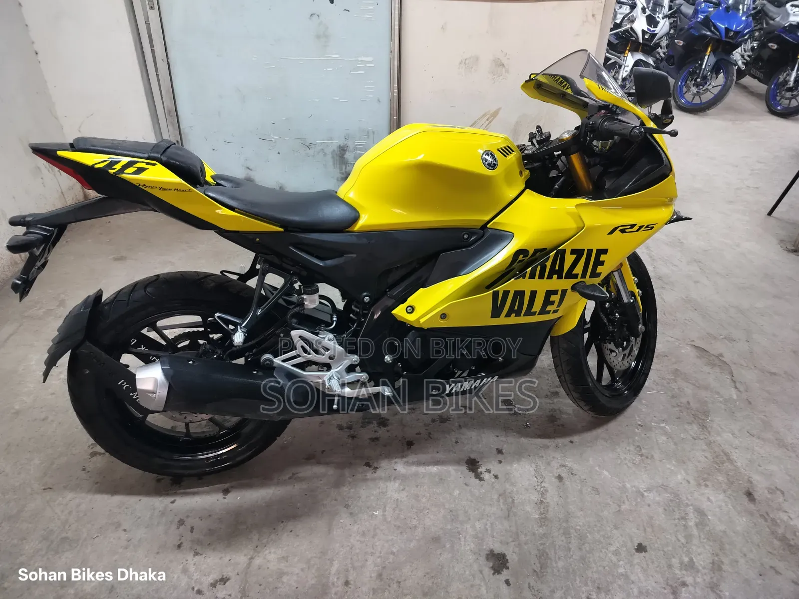 Yamaha R1 2025 Yellow