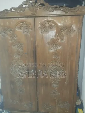 আলমারি সেগুন কাঠের তৈরি