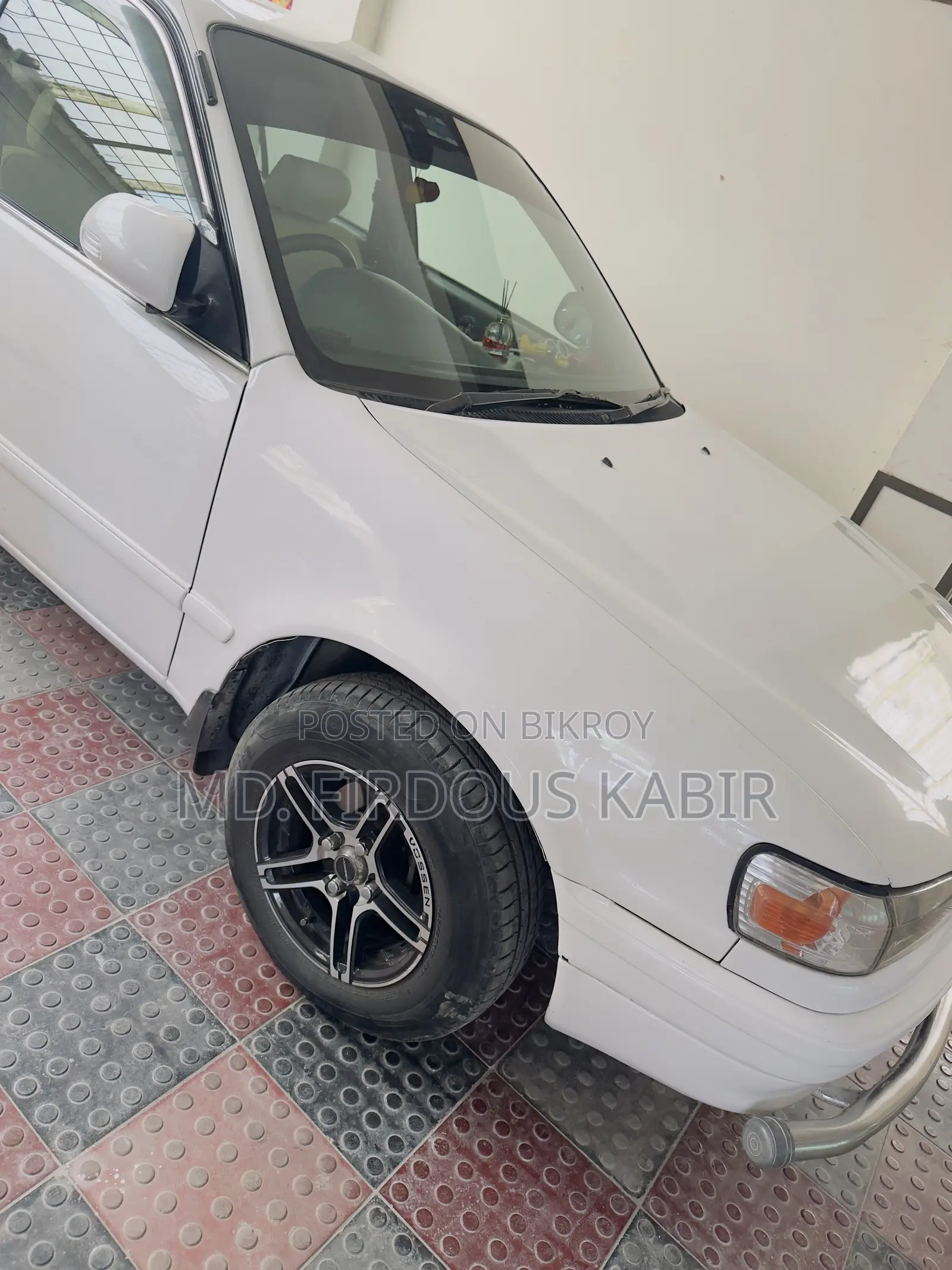 Toyota Corolla Sedan 1996 White