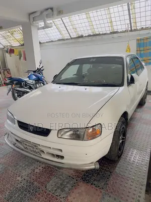 Toyota Corolla Sedan 1996 White